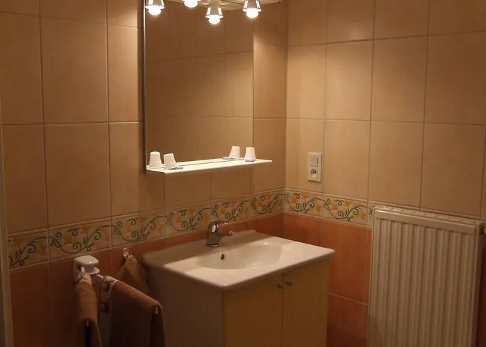 Les Abris De La Tirepied-sur-See